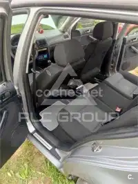 2003 Volkswagen GOLF