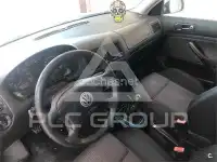 2003 Volkswagen GOLF