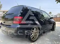 2003 Volkswagen GOLF