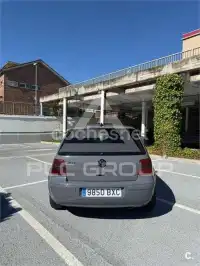 2003 Volkswagen GOLF