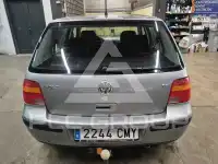 2003 Volkswagen GOLF