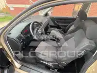 2003 Volkswagen GOLF