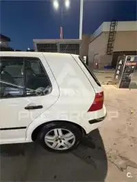 2003 Volkswagen GOLF