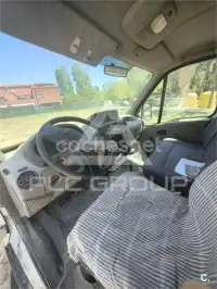 2003 Renault Master