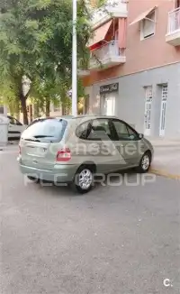 2003 Renault Scenic