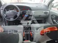 2003 Renault Scenic