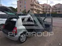2003 Renault Clio