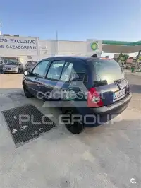 2003 Renault Clio
