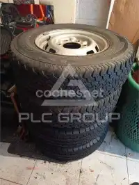 2004 Nissan Pickup