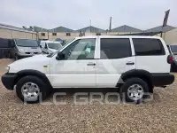 2004 Nissan Terrano