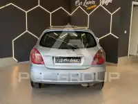 2004 Nissan ALMERA