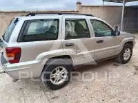 2004 Jeep CHEROKEE