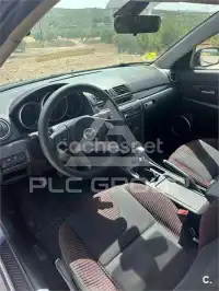 2004 Mazda 3