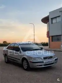 2004 Volvo S40