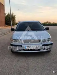 2004 Volvo S40