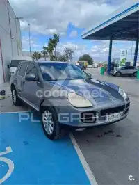 2004 Porsche Cayenne