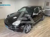 2004 Porsche Cayenne