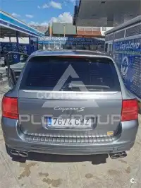 2004 Porsche Cayenne