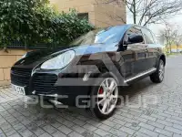 2004 Porsche Cayenne