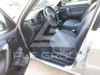 2004 Toyota RAV4