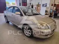 2004 Toyota Avensis