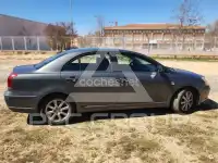 2004 Toyota Avensis