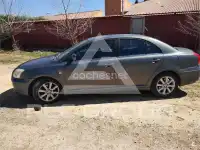 2004 Toyota Avensis
