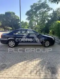 2004 Toyota Avensis