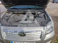 2004 Toyota Avensis