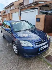 2004 Toyota COROLLA