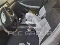 2004 Toyota COROLLA