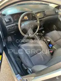 2004 Toyota COROLLA