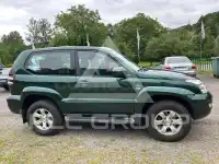 2004 Toyota LAND CRUISER