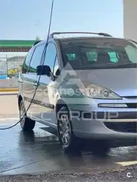 2004 Peugeot 807