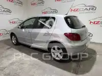 2004 Peugeot 307