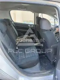 2004 Peugeot 307