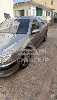 2004 Peugeot 607