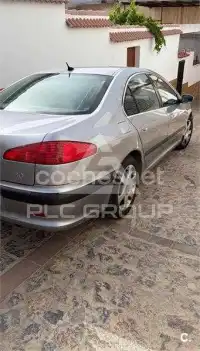 2004 Peugeot 607