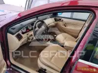 2004 Peugeot 607