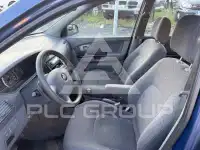 2004 KIA Carens
