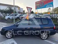 2004 KIA Carens