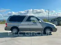 2004 KIA Carnival