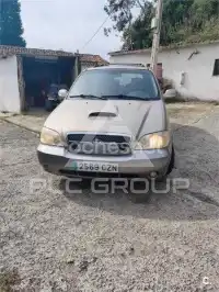 2004 KIA Carnival
