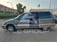 2004 KIA Carnival