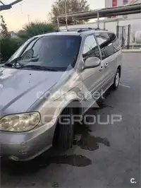 2004 KIA Carnival
