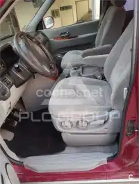 2004 KIA Carnival