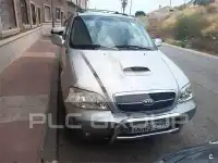 2004 KIA Carnival