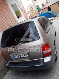 2004 KIA Carnival