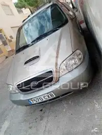 2004 KIA Carnival