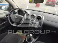 2004 Ford FIESTA